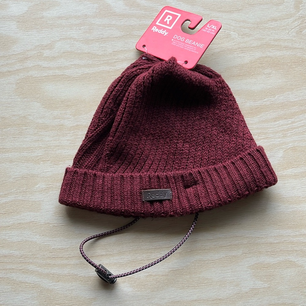New Reddy Dog Hat Beanie size L / XL Burgundy